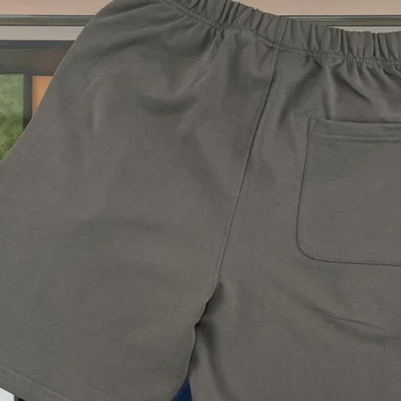 Fear of God ESSENTIALS Letter Embroidery Shorts - Picture 8 of 8